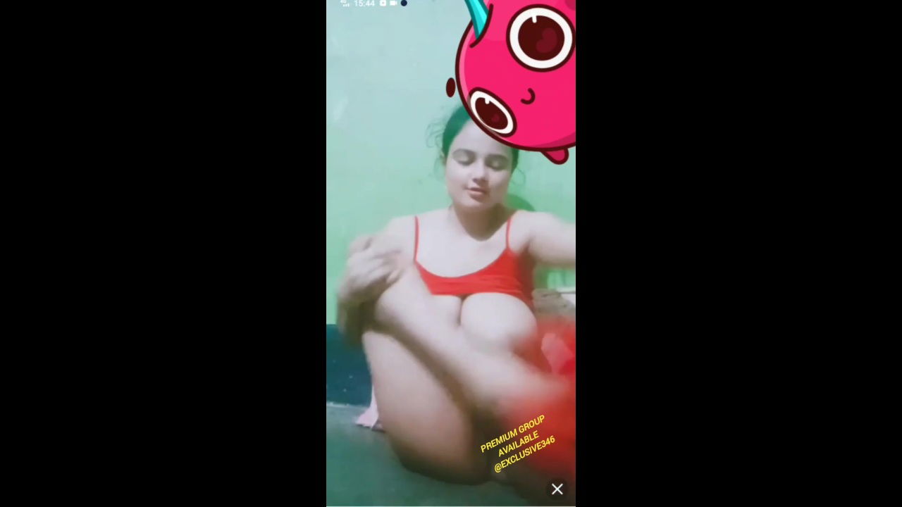 Mita XX from Bangladesh Milking Uneven Boobs and Masturbating with Bottle on Chamet Live with Face